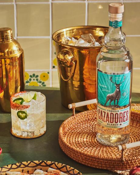 Cazadores Tequila Blacno